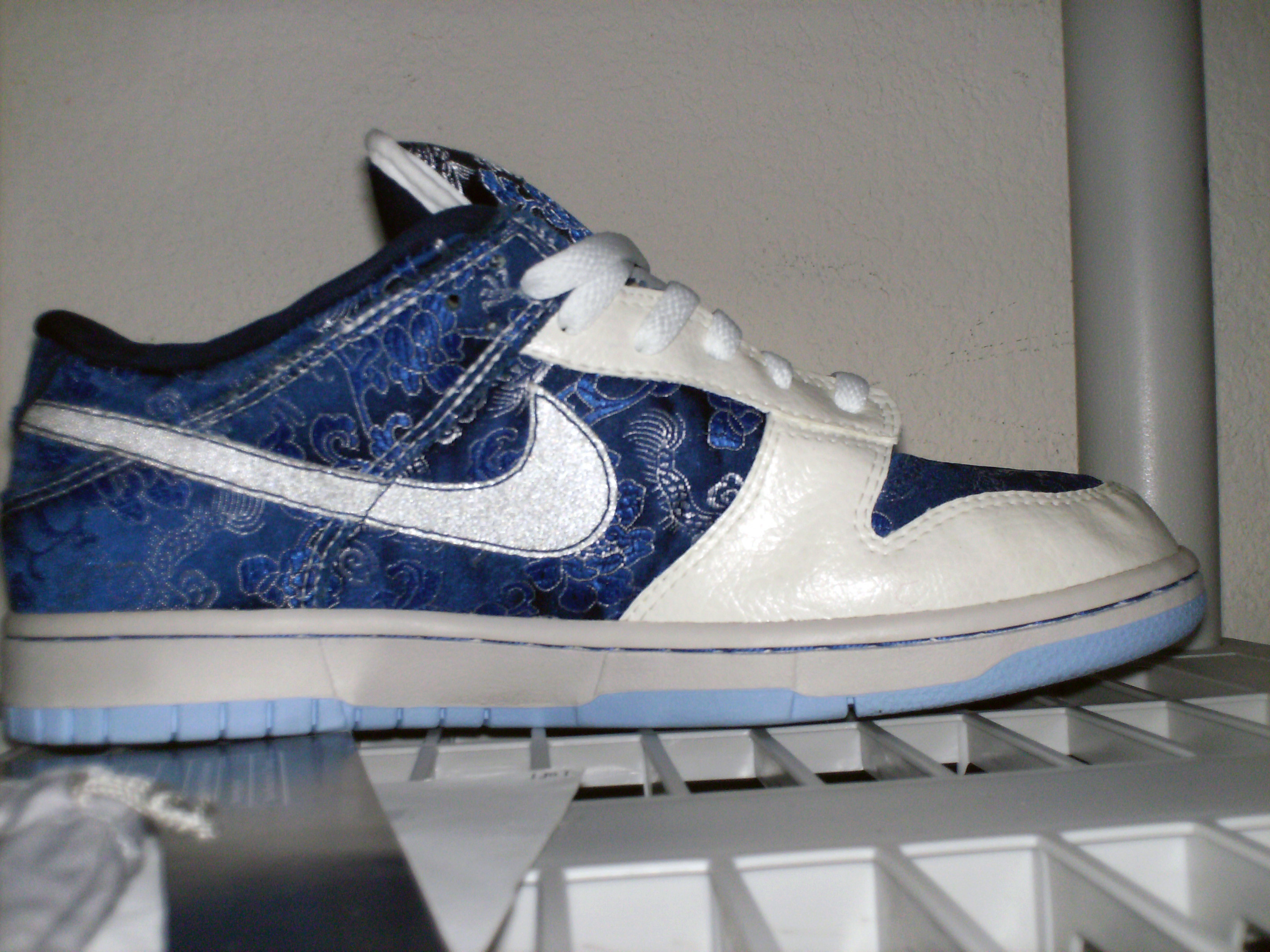 satin blue dunks